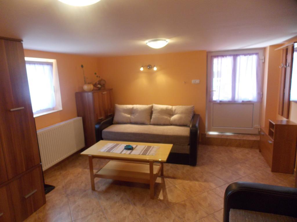 Szonja Apartman Egerszalok Exterior photo
